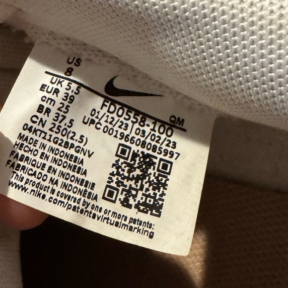 Nike Legacy Court Lift Sneaker - Picture 6 of 7